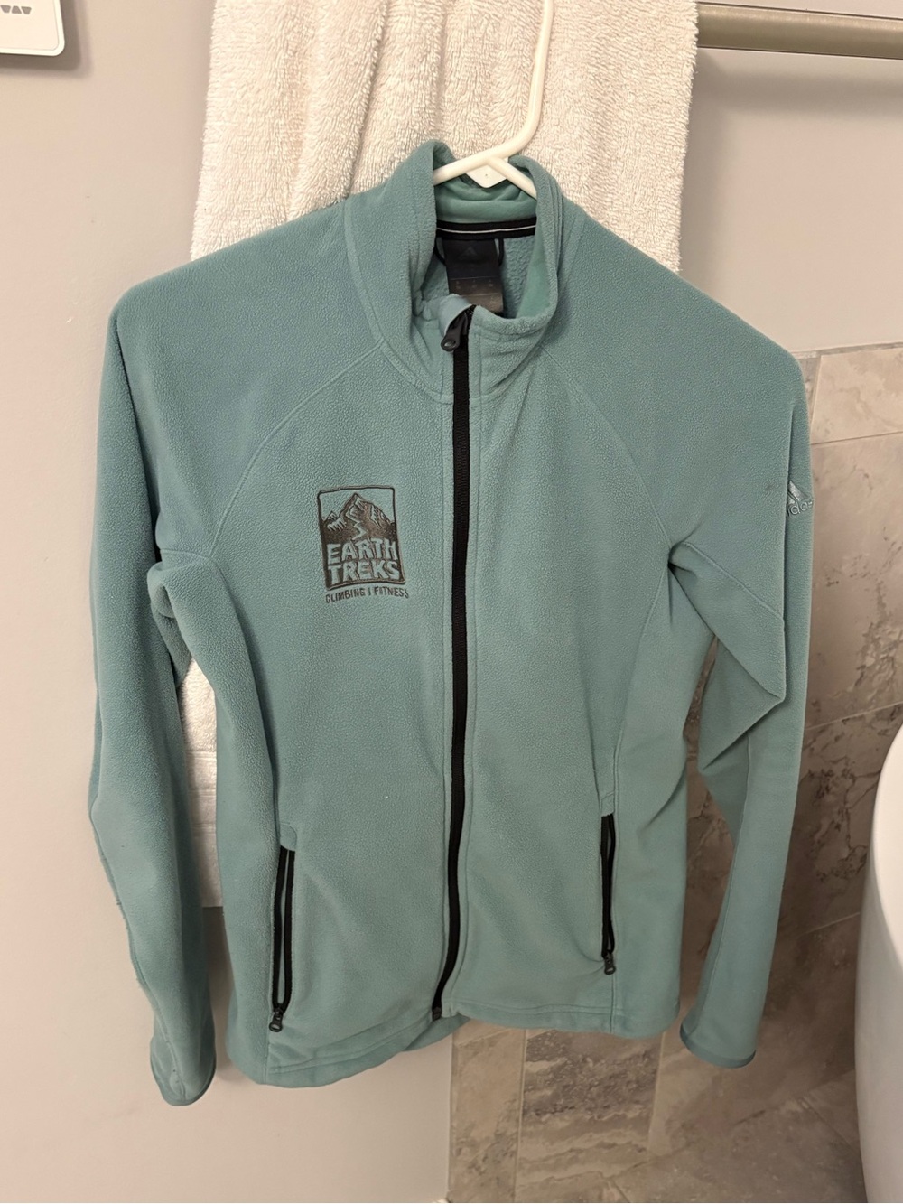 Original Earth Treks Climbing Gym Women's Full-Zip Fleece Size Small
